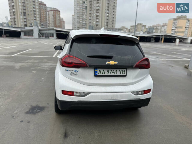 Белый Шевроле Bolt EV, объемом двигателя 0 л и пробегом 58 тыс. км за 16499 $, фото 10 на Automoto.ua