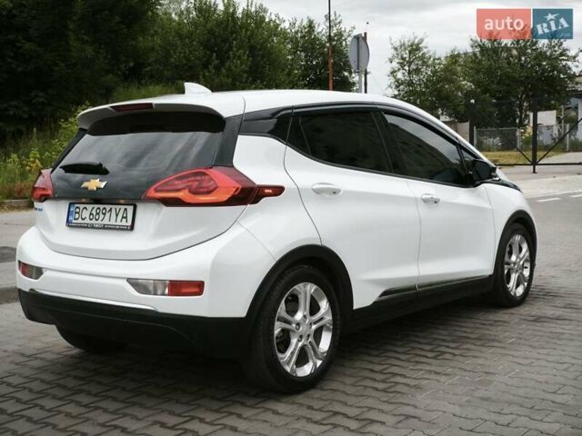 Белый Шевроле Bolt EV, объемом двигателя 0 л и пробегом 124 тыс. км за 14500 $, фото 4 на Automoto.ua