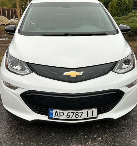 Белый Шевроле Bolt EV, объемом двигателя 0 л и пробегом 74 тыс. км за 18300 $, фото 4 на Automoto.ua