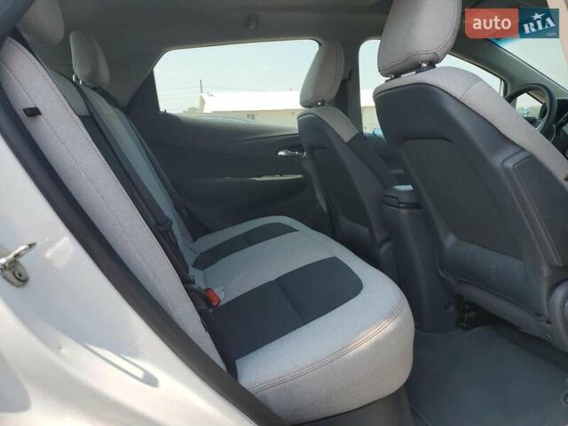 Белый Шевроле Bolt EV, объемом двигателя 0 л и пробегом 77 тыс. км за 4900 $, фото 9 на Automoto.ua
