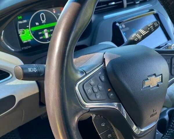 Белый Шевроле Bolt EV, объемом двигателя 0 л и пробегом 136 тыс. км за 14000 $, фото 11 на Automoto.ua