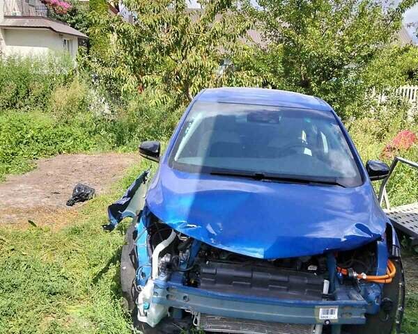 Белый Шевроле Bolt EV, объемом двигателя 0 л и пробегом 13 тыс. км за 9000 $, фото 4 на Automoto.ua