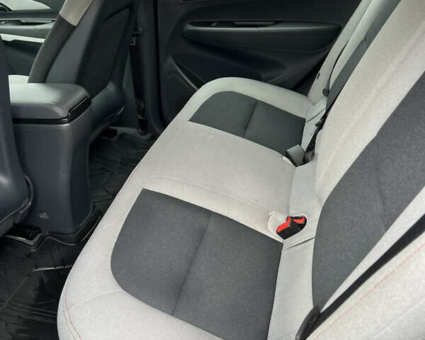 Білий Шевроле Bolt EV, об'ємом двигуна 0 л та пробігом 78 тис. км за 15500 $, фото 18 на Automoto.ua