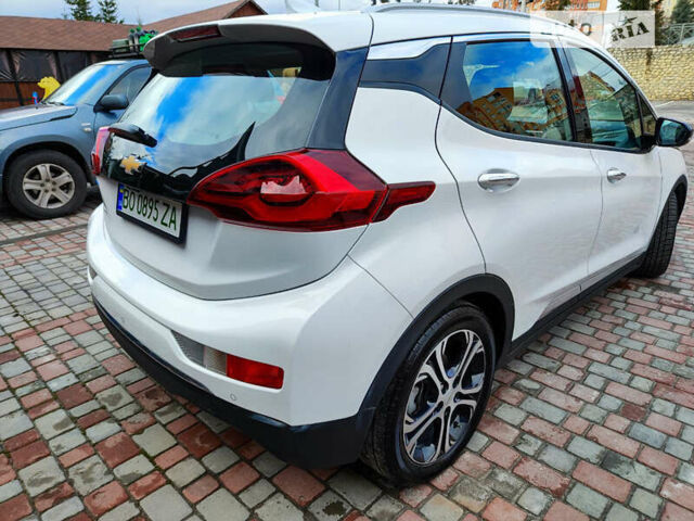 Білий Шевроле Bolt EV, об'ємом двигуна 0 л та пробігом 25 тис. км за 17800 $, фото 3 на Automoto.ua