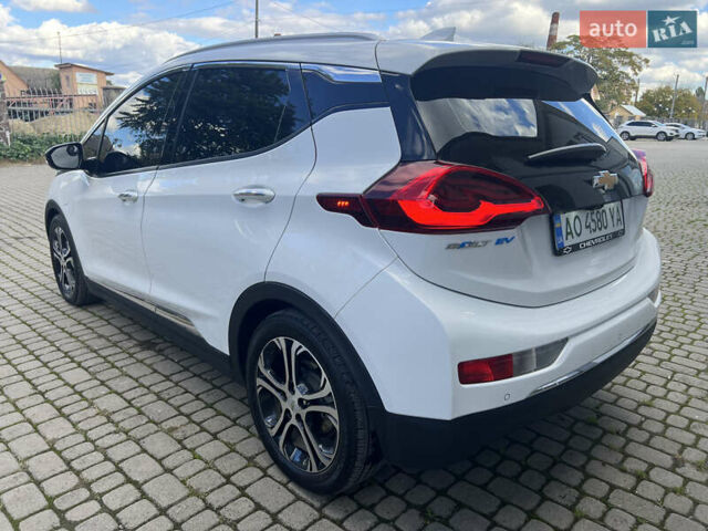 Белый Шевроле Bolt EV, объемом двигателя 0 л и пробегом 100 тыс. км за 20300 $, фото 14 на Automoto.ua
