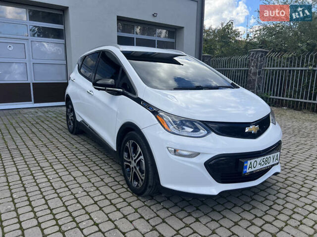 Белый Шевроле Bolt EV, объемом двигателя 0 л и пробегом 100 тыс. км за 20300 $, фото 24 на Automoto.ua