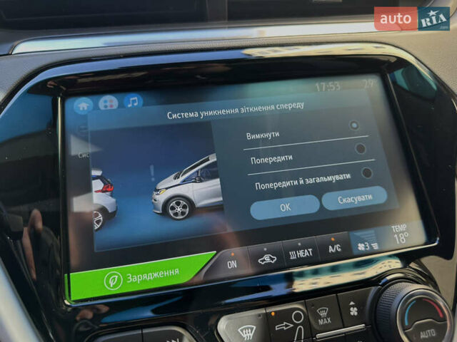 Белый Шевроле Bolt EV, объемом двигателя 0 л и пробегом 40 тыс. км за 15250 $, фото 92 на Automoto.ua