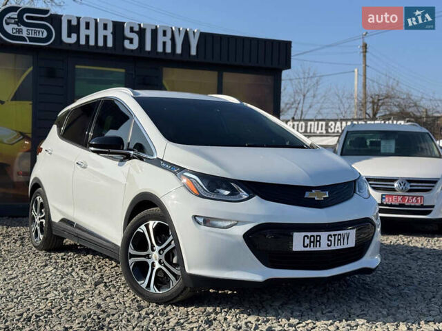 Белый Шевроле Bolt EV, объемом двигателя 0 л и пробегом 39 тыс. км за 16500 $, фото 1 на Automoto.ua