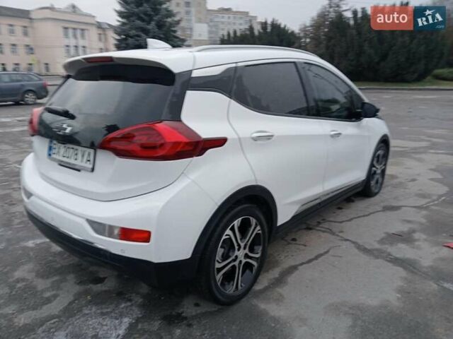 Белый Шевроле Bolt EV, объемом двигателя 0 л и пробегом 74 тыс. км за 17200 $, фото 11 на Automoto.ua