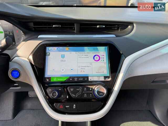 Белый Шевроле Bolt EV, объемом двигателя 0 л и пробегом 39 тыс. км за 16500 $, фото 71 на Automoto.ua
