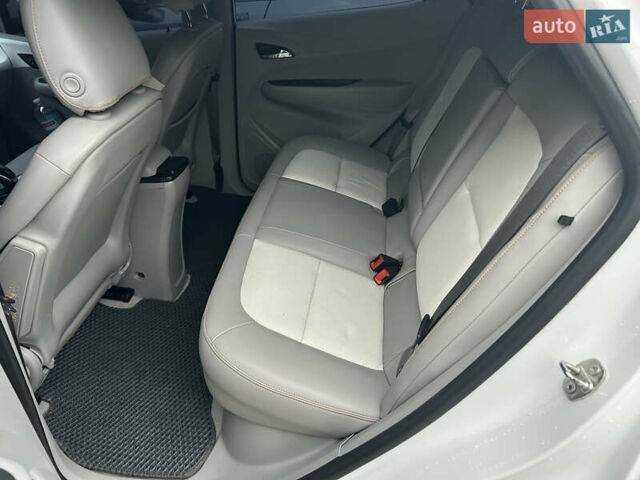 Білий Шевроле Bolt EV, об'ємом двигуна 0 л та пробігом 127 тис. км за 15900 $, фото 13 на Automoto.ua