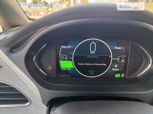 Белый Шевроле Bolt EV, объемом двигателя 0 л и пробегом 116 тыс. км за 17200 $, фото 12 на Automoto.ua