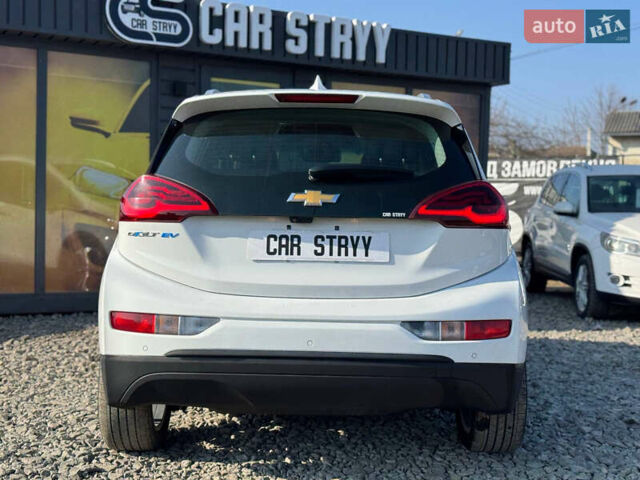 Белый Шевроле Bolt EV, объемом двигателя 0 л и пробегом 39 тыс. км за 16500 $, фото 29 на Automoto.ua