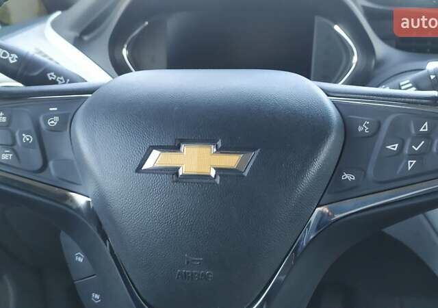 Белый Шевроле Bolt EV, объемом двигателя 0 л и пробегом 170 тыс. км за 14950 $, фото 17 на Automoto.ua