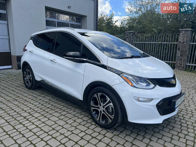 Белый Шевроле Bolt EV, объемом двигателя 0 л и пробегом 100 тыс. км за 20300 $, фото 23 на Automoto.ua