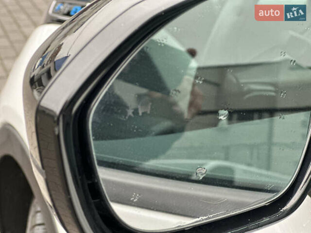 Белый Шевроле Bolt EV, объемом двигателя 0 л и пробегом 116 тыс. км за 16950 $, фото 9 на Automoto.ua