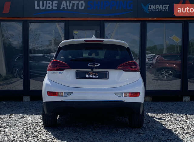 Белый Шевроле Bolt EV, объемом двигателя 0 л и пробегом 131 тыс. км за 13200 $, фото 3 на Automoto.ua