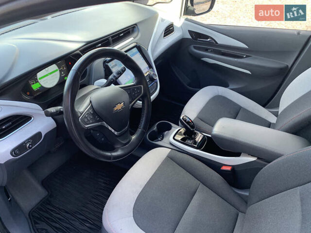 Белый Шевроле Bolt EV, объемом двигателя 0 л и пробегом 131 тыс. км за 13200 $, фото 8 на Automoto.ua