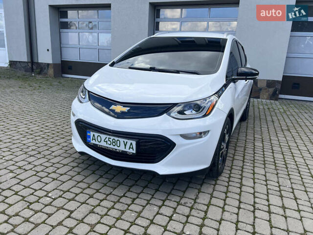 Белый Шевроле Bolt EV, объемом двигателя 0 л и пробегом 100 тыс. км за 20300 $, фото 28 на Automoto.ua