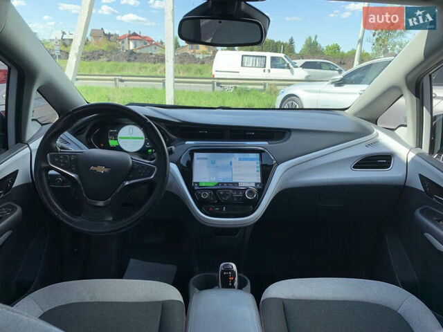 Белый Шевроле Bolt EV, объемом двигателя 0 л и пробегом 131 тыс. км за 13200 $, фото 10 на Automoto.ua