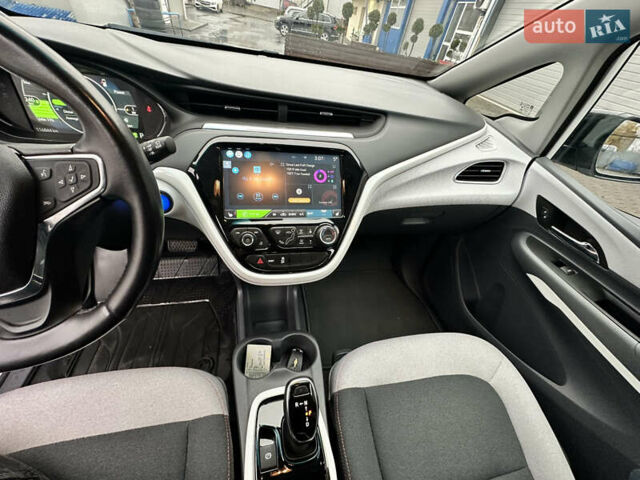 Белый Шевроле Bolt EV, объемом двигателя 0 л и пробегом 116 тыс. км за 16950 $, фото 19 на Automoto.ua