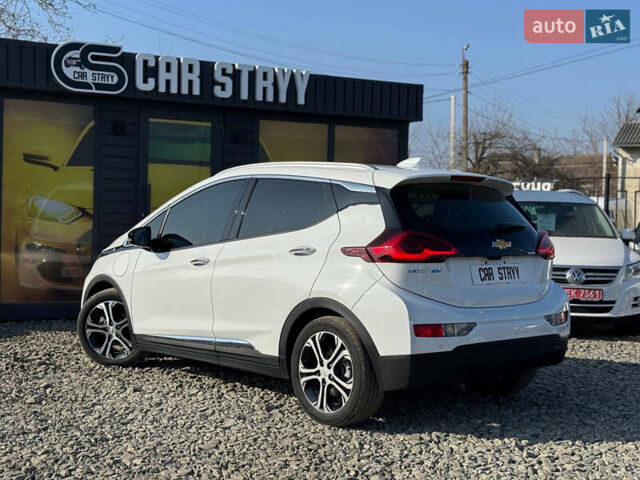 Белый Шевроле Bolt EV, объемом двигателя 0 л и пробегом 39 тыс. км за 16500 $, фото 18 на Automoto.ua