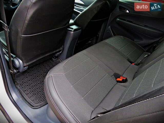 Білий Шевроле Bolt EV, об'ємом двигуна 0 л та пробігом 78 тис. км за 15800 $, фото 13 на Automoto.ua