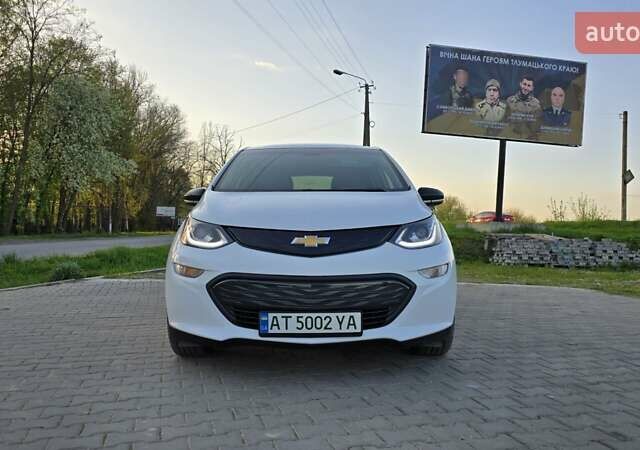 Белый Шевроле Bolt EV, объемом двигателя 0 л и пробегом 83 тыс. км за 15900 $, фото 1 на Automoto.ua