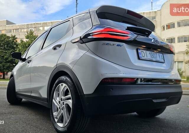 Белый Шевроле Bolt EV, объемом двигателя 0 л и пробегом 45 тыс. км за 16950 $, фото 9 на Automoto.ua