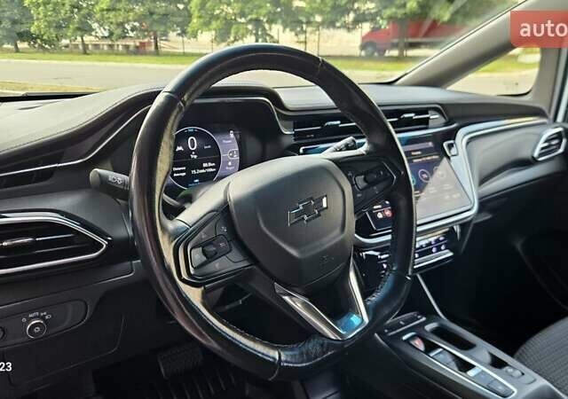 Белый Шевроле Bolt EV, объемом двигателя 0 л и пробегом 45 тыс. км за 16950 $, фото 30 на Automoto.ua