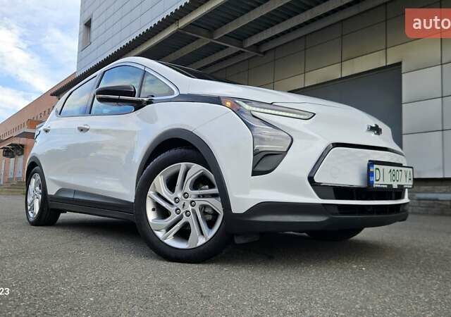 Белый Шевроле Bolt EV, объемом двигателя 0 л и пробегом 45 тыс. км за 16950 $, фото 14 на Automoto.ua