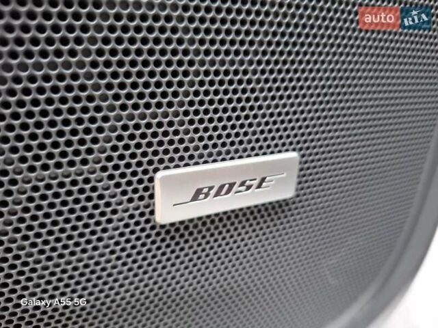 Белый Шевроле Bolt EV, объемом двигателя 0 л и пробегом 59 тыс. км за 19300 $, фото 6 на Automoto.ua
