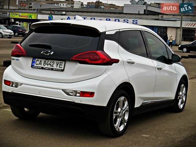 Білий Шевроле Bolt EV, об'ємом двигуна 0 л та пробігом 78 тис. км за 15800 $, фото 2 на Automoto.ua