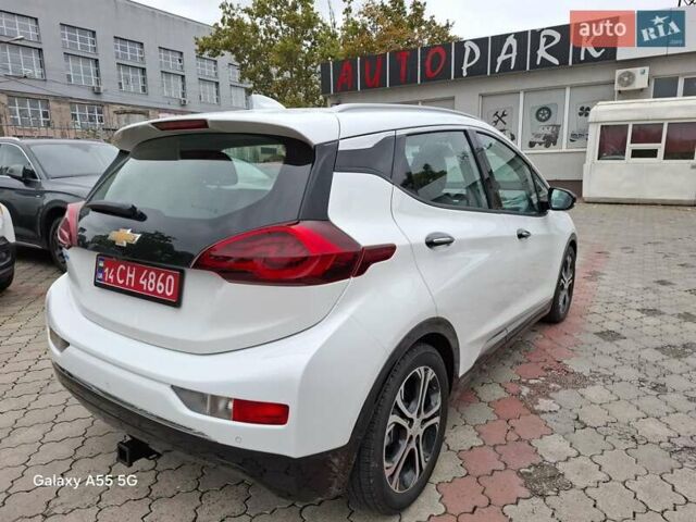 Белый Шевроле Bolt EV, объемом двигателя 0 л и пробегом 59 тыс. км за 19300 $, фото 9 на Automoto.ua