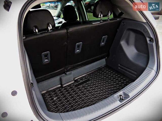 Білий Шевроле Bolt EV, об'ємом двигуна 0 л та пробігом 78 тис. км за 15800 $, фото 16 на Automoto.ua