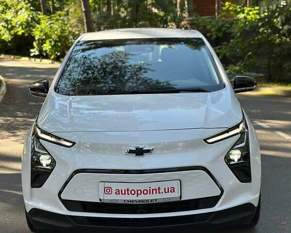 Білий Шевроле Bolt EV, об'ємом двигуна 0 л та пробігом 41 тис. км за 18600 $, фото 1 на Automoto.ua