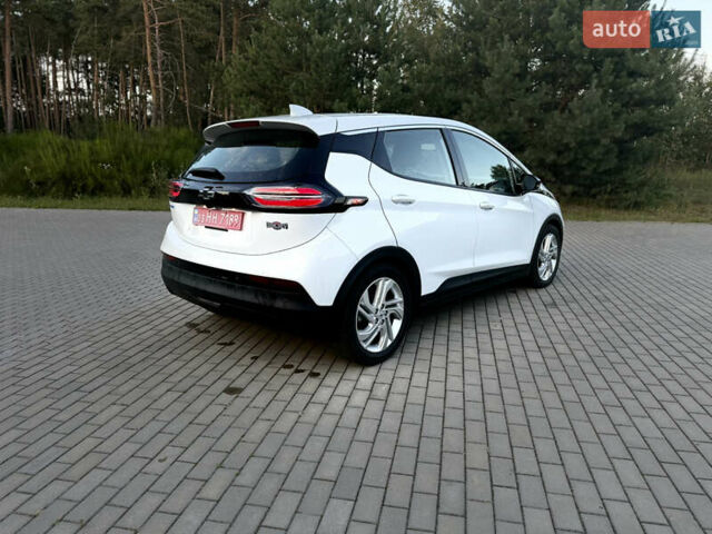 Белый Шевроле Bolt EV, объемом двигателя 0 л и пробегом 59 тыс. км за 17000 $, фото 9 на Automoto.ua
