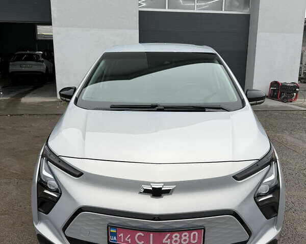 Белый Шевроле Bolt EV, объемом двигателя 0 л и пробегом 85 тыс. км за 17300 $, фото 13 на Automoto.ua