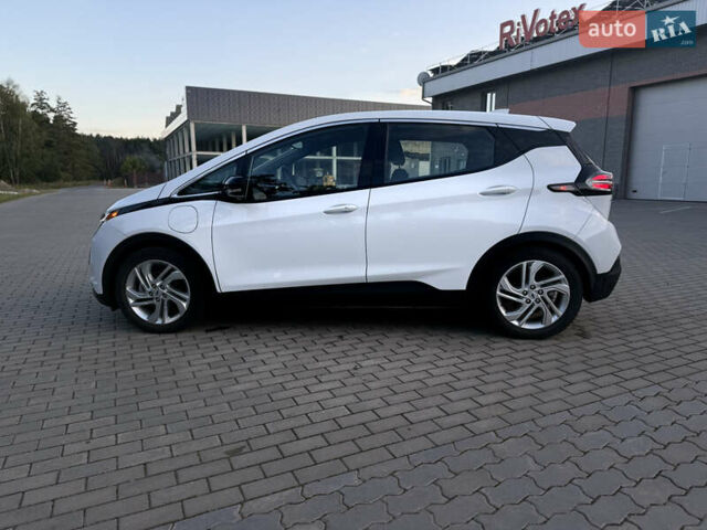 Белый Шевроле Bolt EV, объемом двигателя 0 л и пробегом 59 тыс. км за 17000 $, фото 12 на Automoto.ua