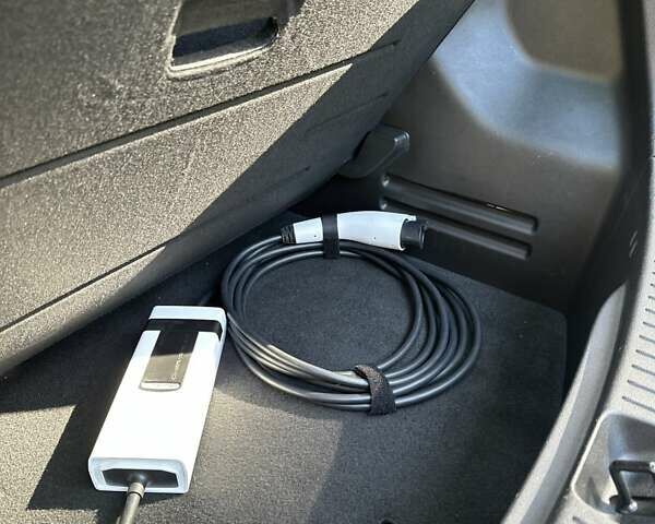 Білий Шевроле Bolt EV, об'ємом двигуна 0 л та пробігом 41 тис. км за 18600 $, фото 23 на Automoto.ua