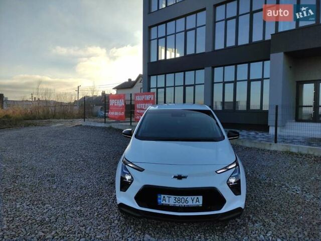 Білий Шевроле Bolt EV, об'ємом двигуна 0 л та пробігом 60 тис. км за 18300 $, фото 1 на Automoto.ua