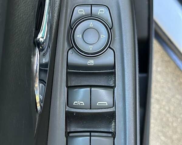 Білий Шевроле Bolt EV, об'ємом двигуна 0 л та пробігом 41 тис. км за 18600 $, фото 31 на Automoto.ua