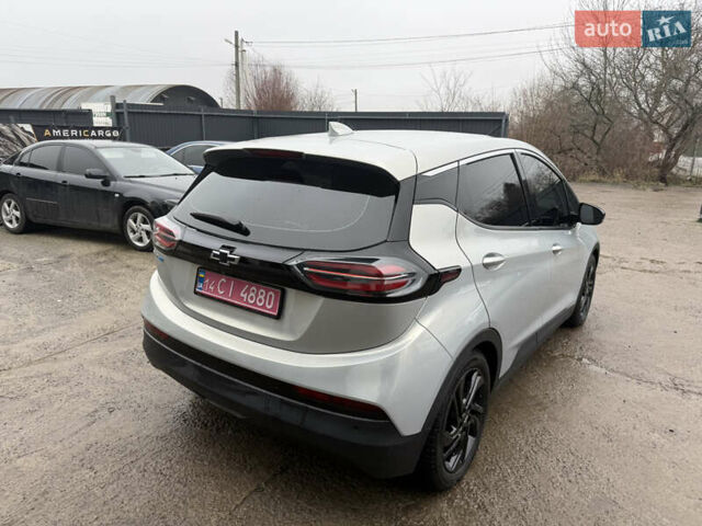 Белый Шевроле Bolt EV, объемом двигателя 0 л и пробегом 85 тыс. км за 17300 $, фото 9 на Automoto.ua