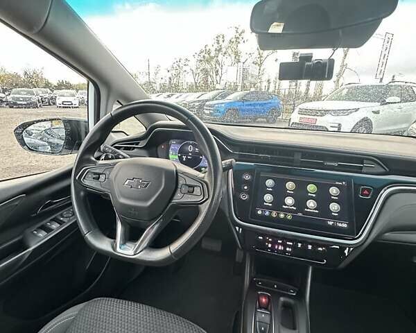 Белый Шевроле Bolt EV, объемом двигателя 0 л и пробегом 41 тыс. км за 16999 $, фото 29 на Automoto.ua