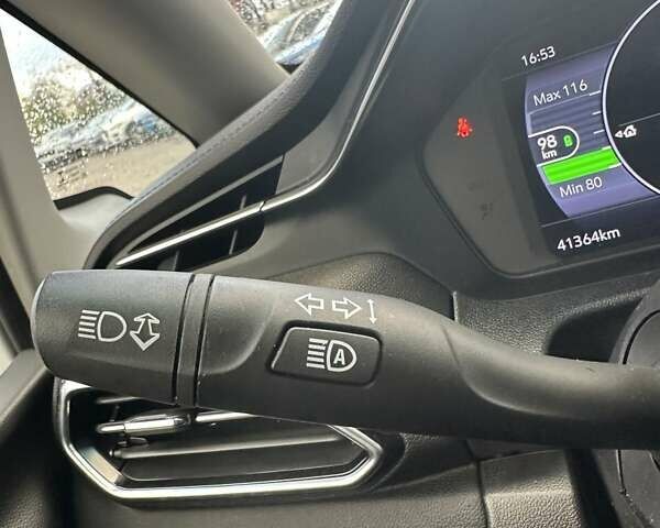 Белый Шевроле Bolt EV, объемом двигателя 0 л и пробегом 41 тыс. км за 16999 $, фото 39 на Automoto.ua