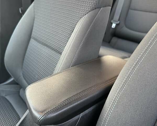 Белый Шевроле Bolt EV, объемом двигателя 0 л и пробегом 41 тыс. км за 16999 $, фото 42 на Automoto.ua