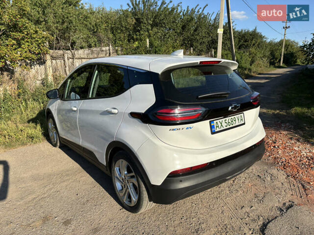 Белый Шевроле Bolt EV, объемом двигателя 0 л и пробегом 28 тыс. км за 18400 $, фото 5 на Automoto.ua