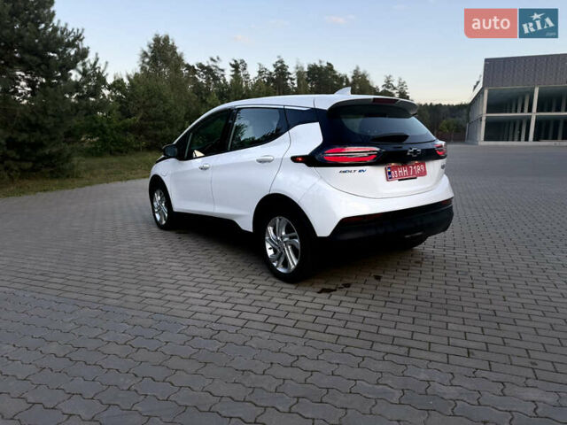 Белый Шевроле Bolt EV, объемом двигателя 0 л и пробегом 59 тыс. км за 17000 $, фото 11 на Automoto.ua