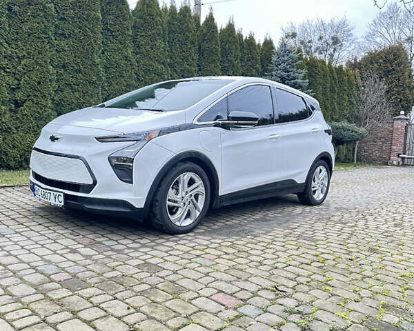 Белый Шевроле Bolt EV, объемом двигателя 0 л и пробегом 38 тыс. км за 18500 $, фото 34 на Automoto.ua