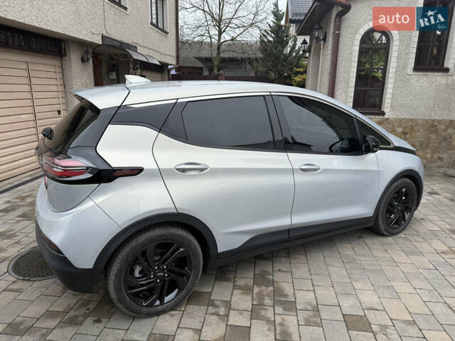 Белый Шевроле Bolt EV, объемом двигателя 0 л и пробегом 85 тыс. км за 17300 $, фото 4 на Automoto.ua